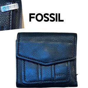 Fossil Black Pebbled Leather Trifold Compact Wallet